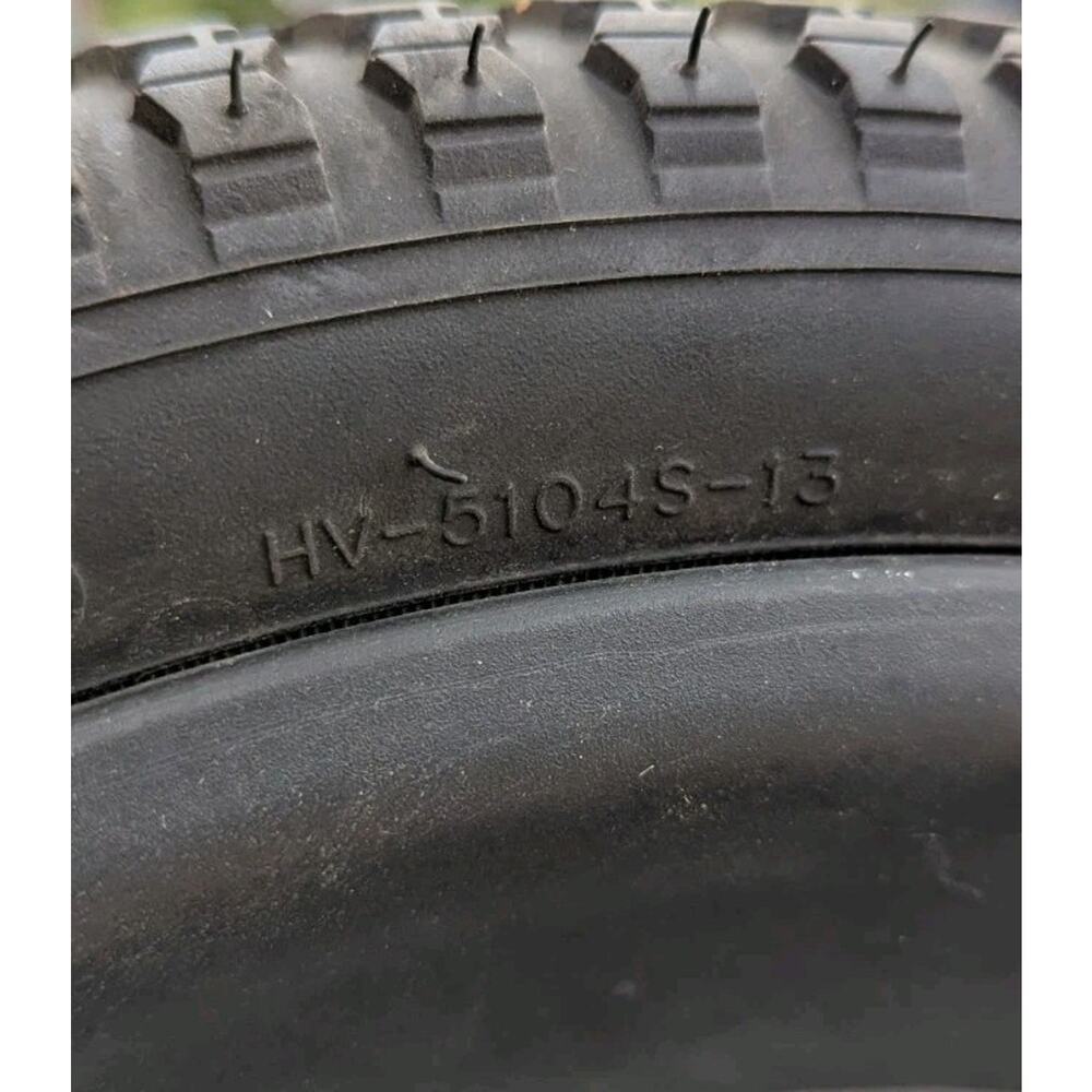 Orbit Baby 02 Stroller Rear Wheel Replacement Snaps In - Picture 15 of 16